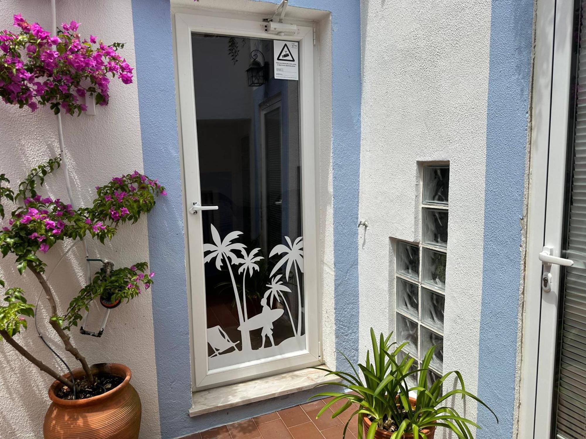 Vila Maria Rooms By Host-Point Costa da Caparica Exterior photo